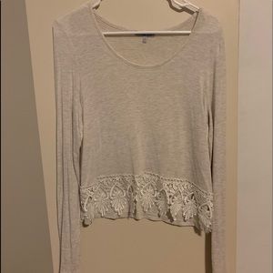 Long sleeve cream top